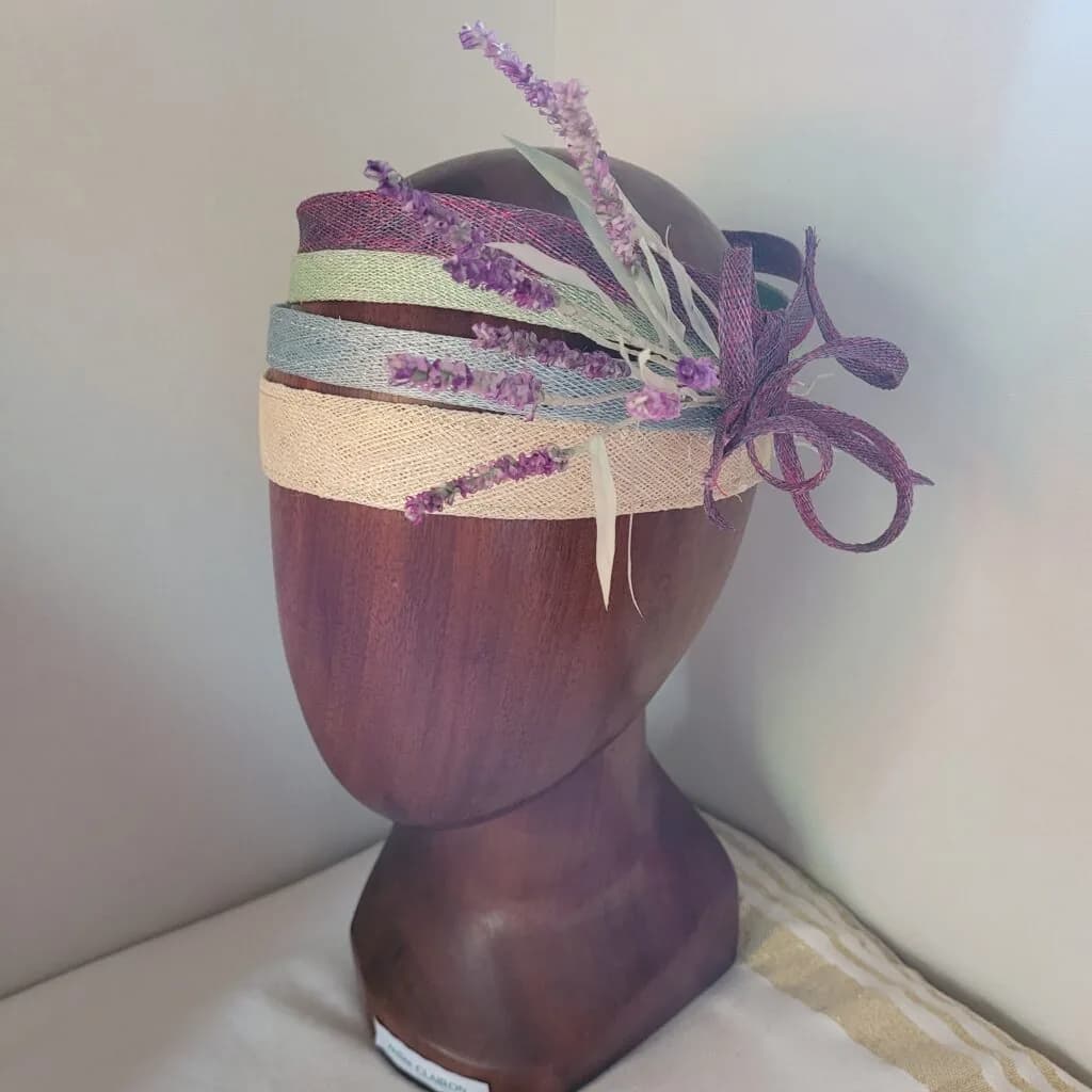 Bibi en sisal et bouquet de lavande en soie