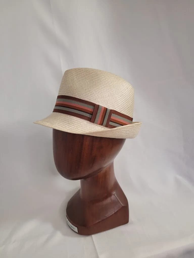 Trilby en parasisal T58
